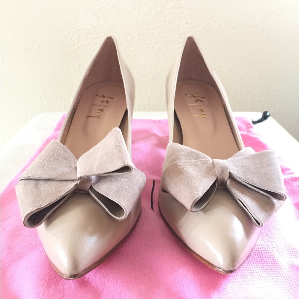 NEW-Napaleather shoes.Comes with dust bags